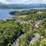 Jackos * Windermere